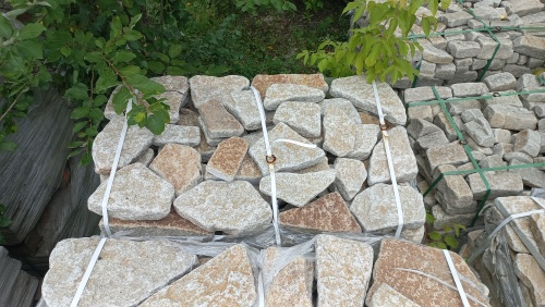 Гранитный плитняк галтованный для парковки купить в Можайску