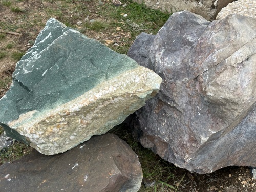 Камни для ландшафтного дизайна зелёные 10-60 килограмм купить в Можайску