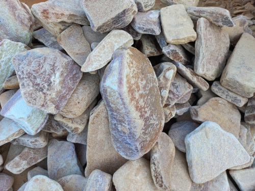 Златолит жёлтый, жёлто-зелёный глыбки и валуны для ланшафтного дизайна купить в Можайску