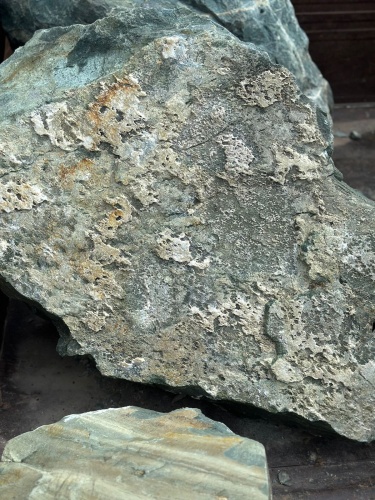 Ландшафтные глыбы зелёные 200-500 килограмм купить в Можайску